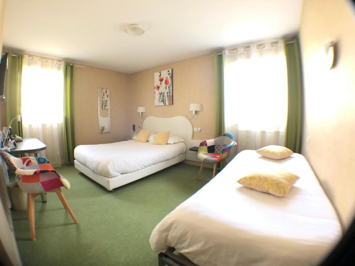 Auv'Hotel Mauriac  Bagian luar foto